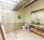 Sun House Deluxe Bedroom Bathroom