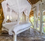 Romeo Treehouse One Bedroom